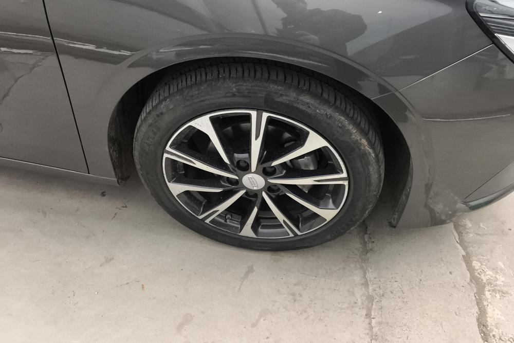 Geely Emgrand