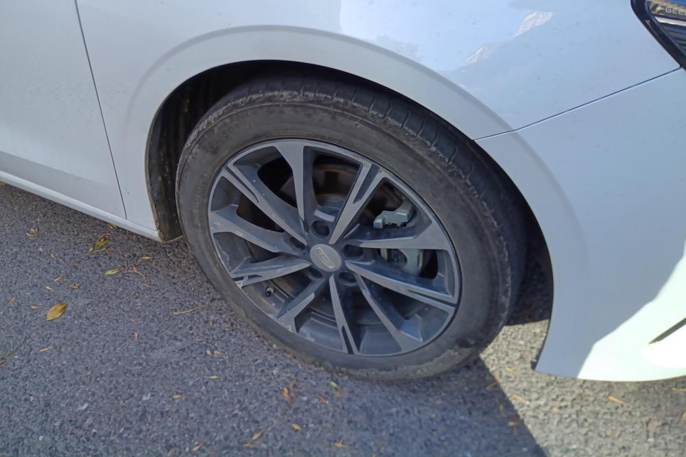 Geely Emgrand