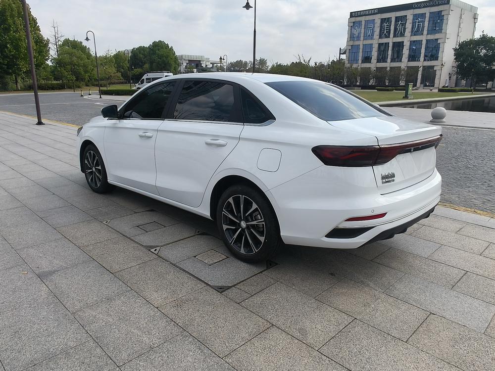 Geely Emgrand
