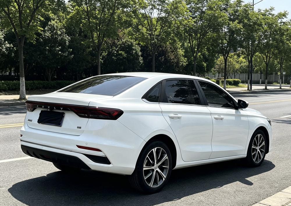 Geely Emgrand