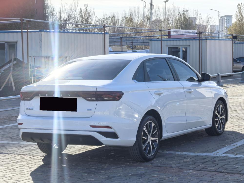 Geely Emgrand