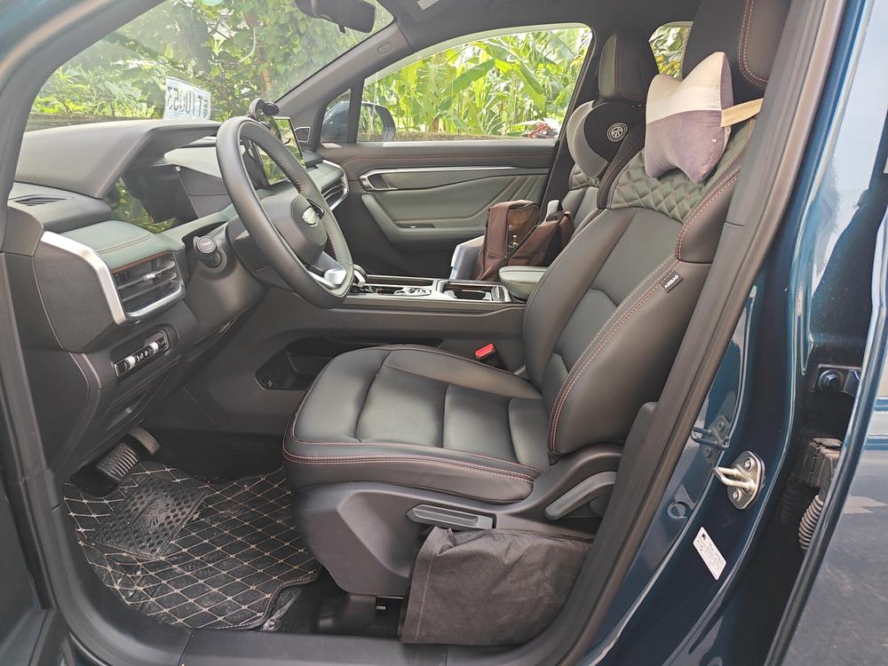 Geely Haoyue L