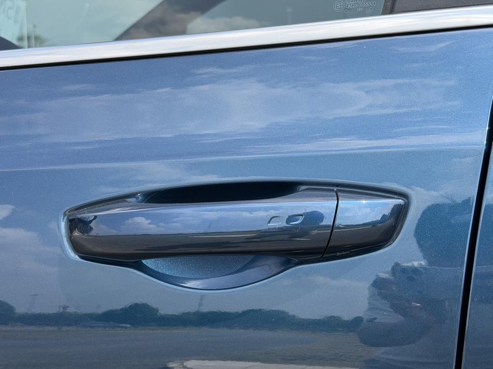 Geely Haoyue L