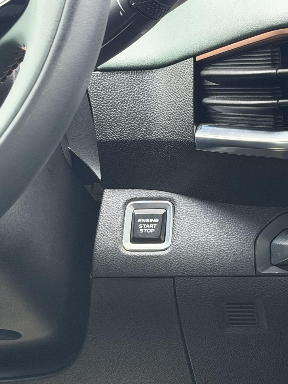 Geely Haoyue L