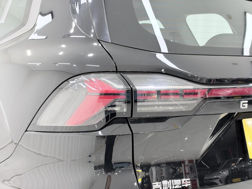 Geely Haoyue L