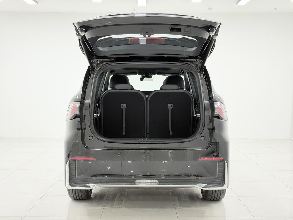 Geely Haoyue L