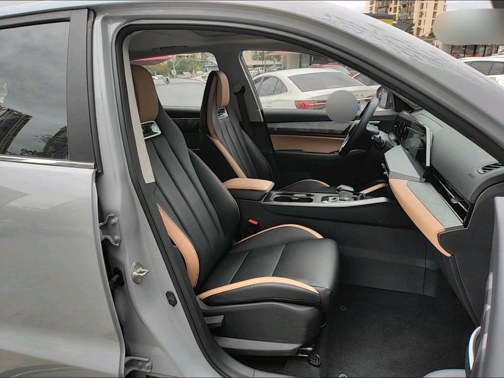 Geely Haoyue PRO