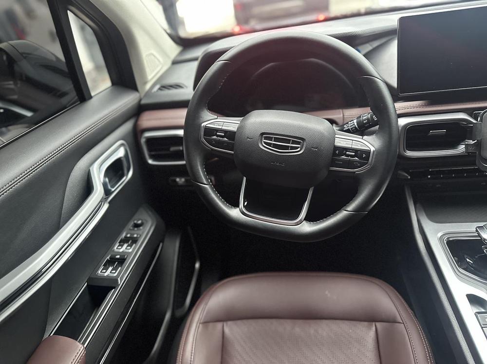 Geely Haoyue