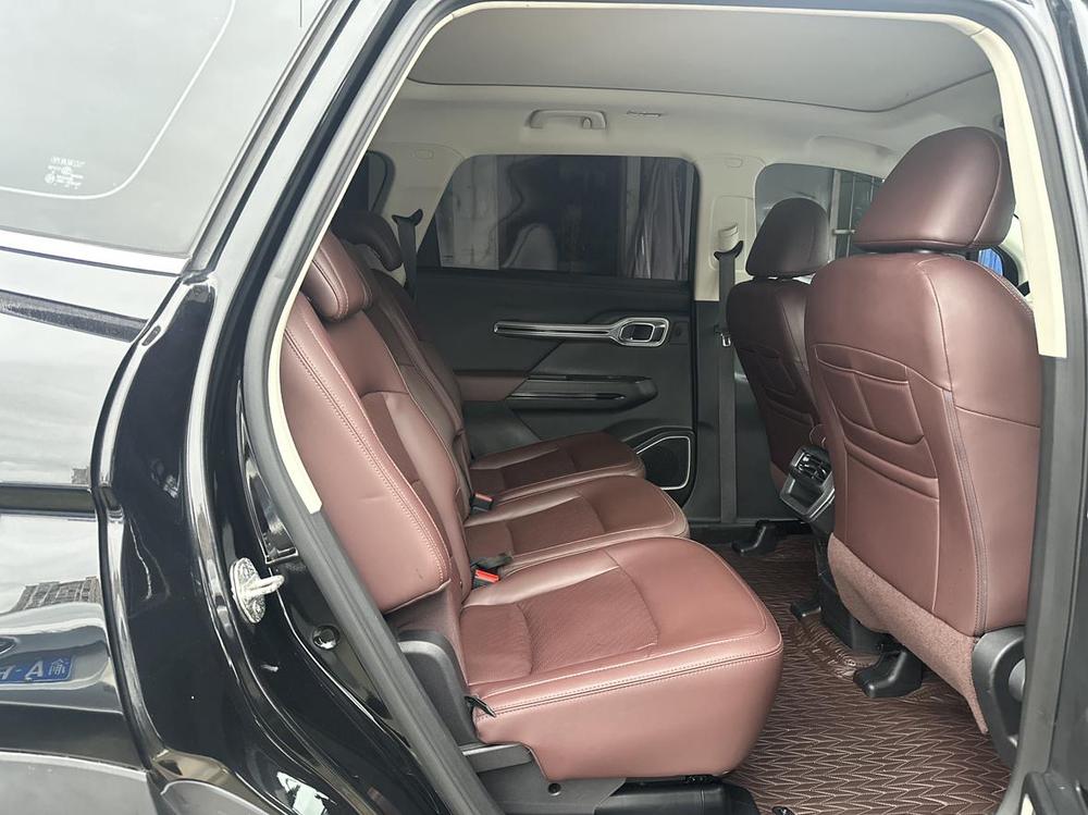 Geely Haoyue