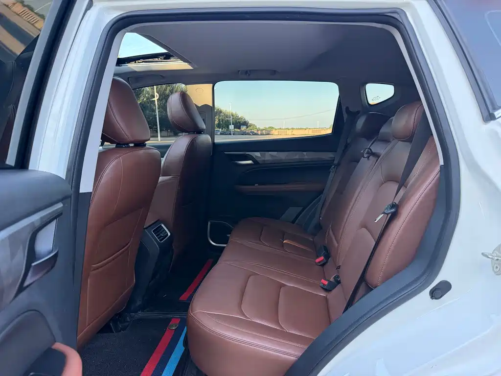Geely Vision X6