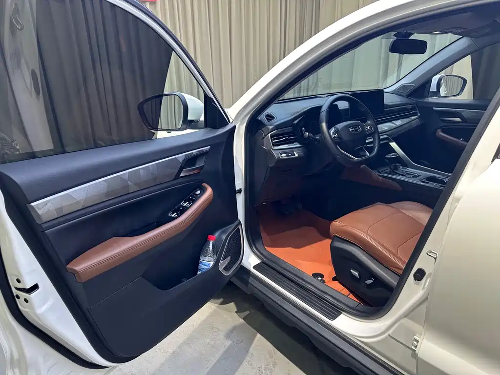 Geely Vision X6