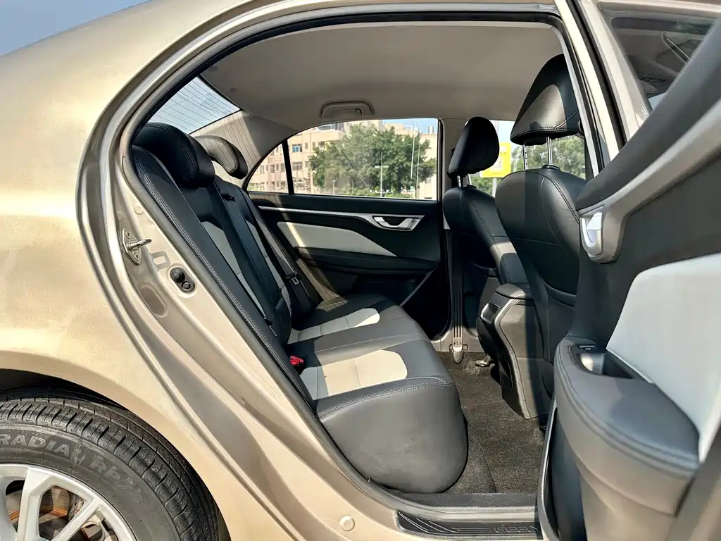Geely Vision