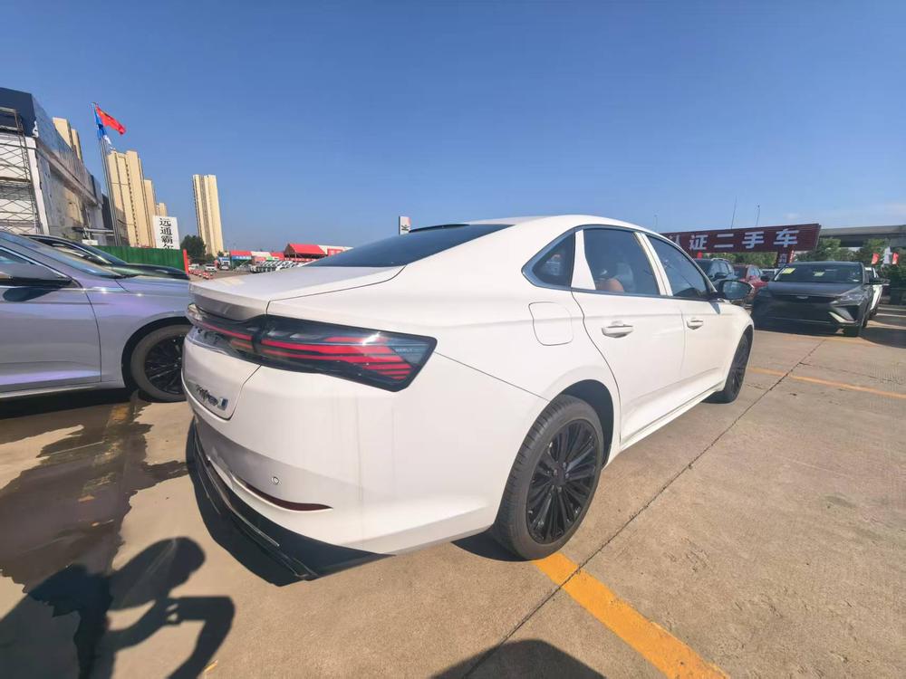 Geely Xingrui