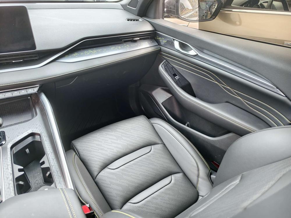 Geely Xingrui