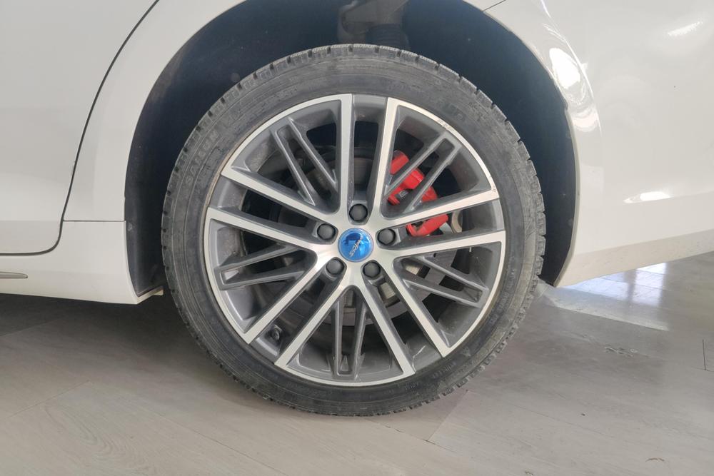 Geely Xingrui