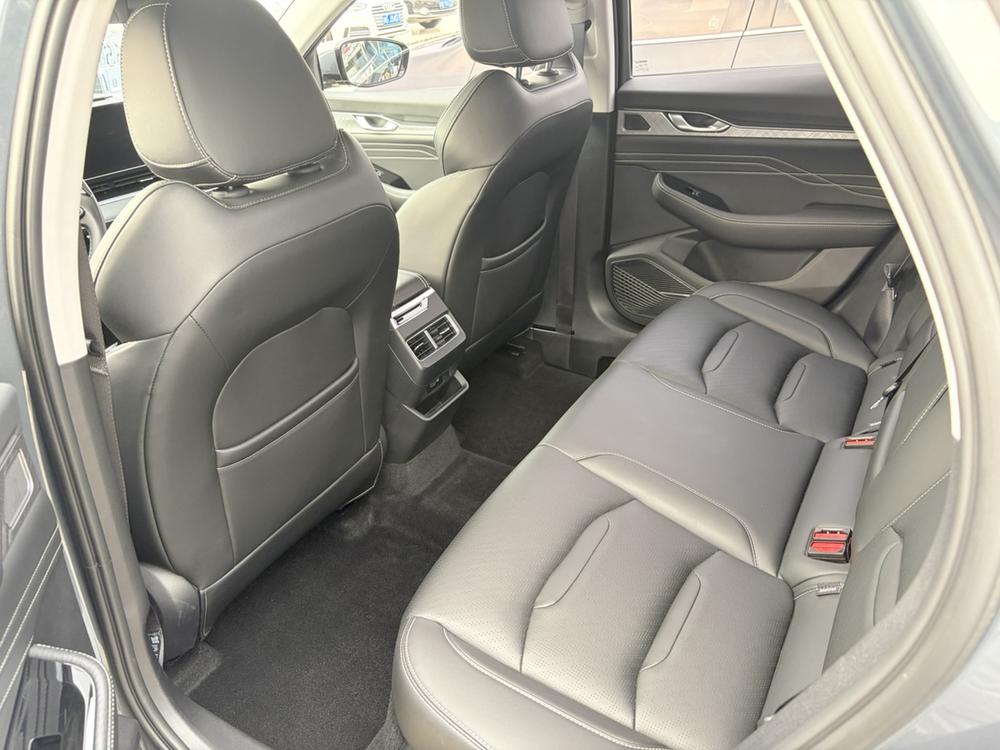 Geely Xingrui