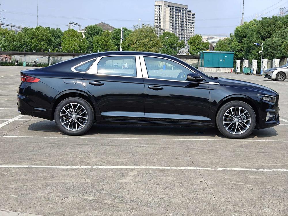 Geely Xingrui