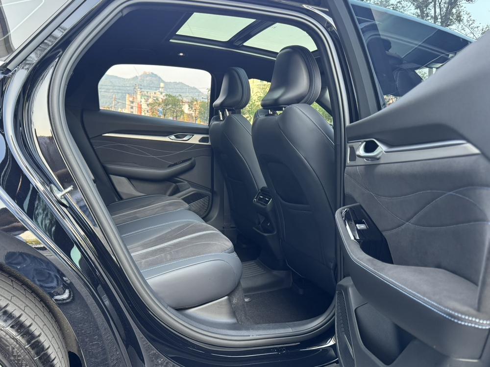 Geely Xingrui