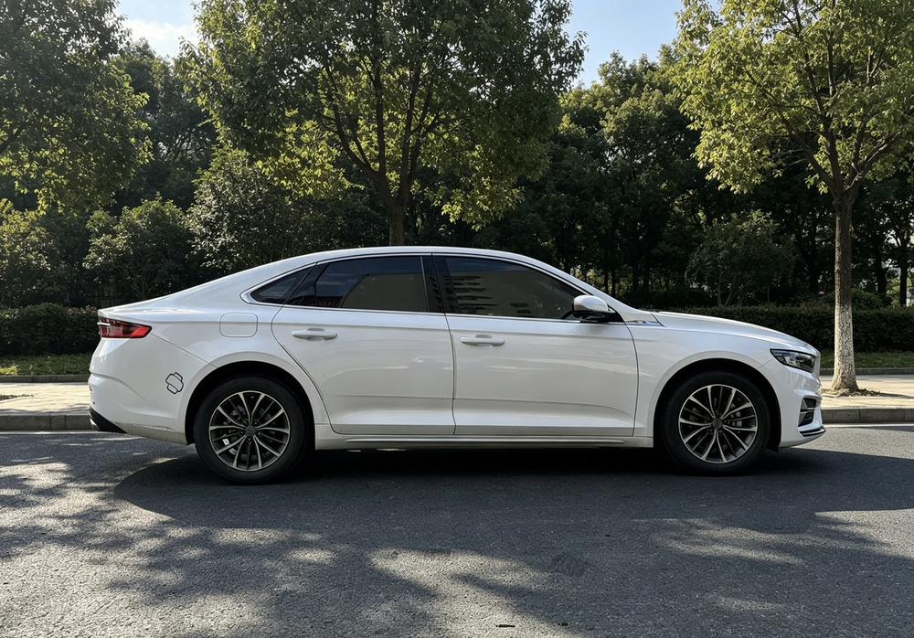 Geely Xingrui