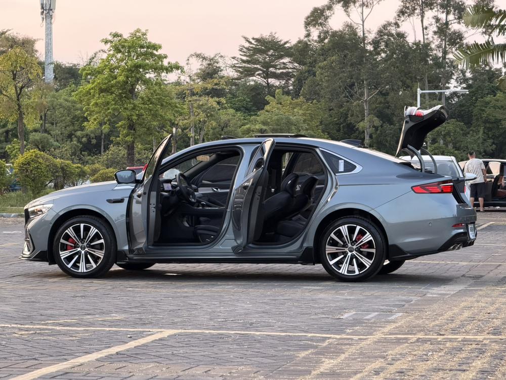 Geely Xingrui