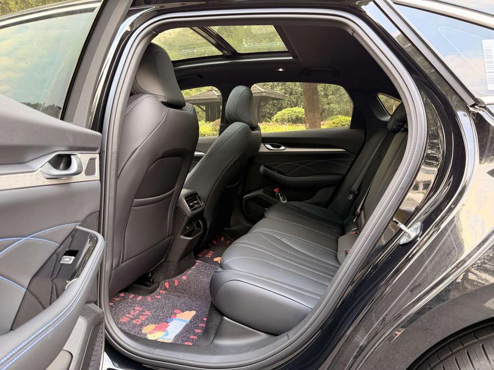 Geely Xingrui