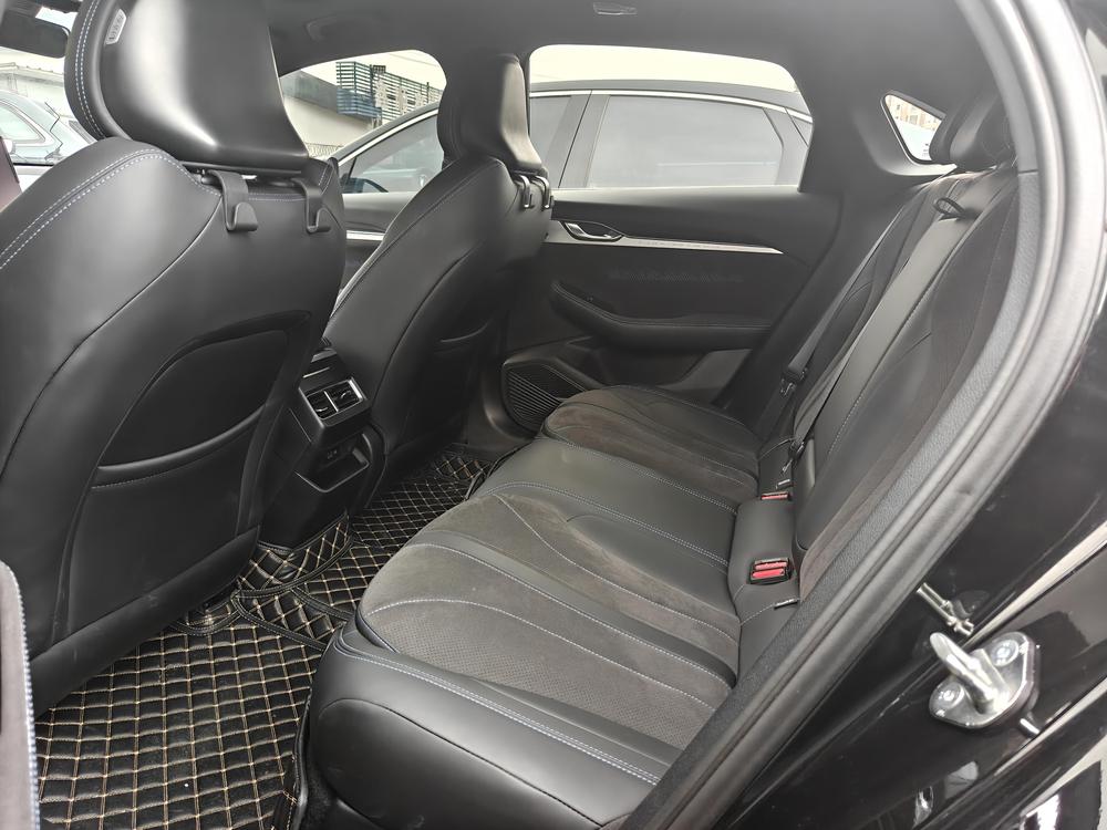 Geely Xingrui