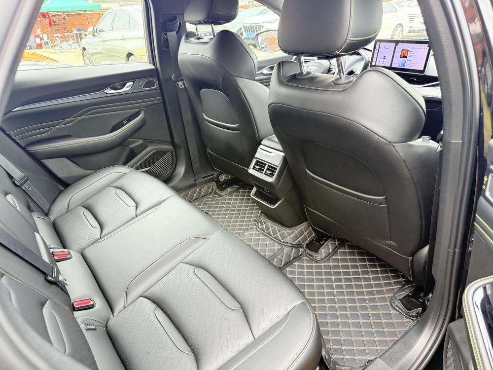 Geely Xingrui