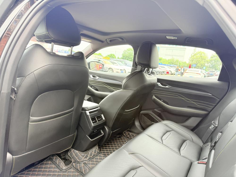 Geely Xingrui
