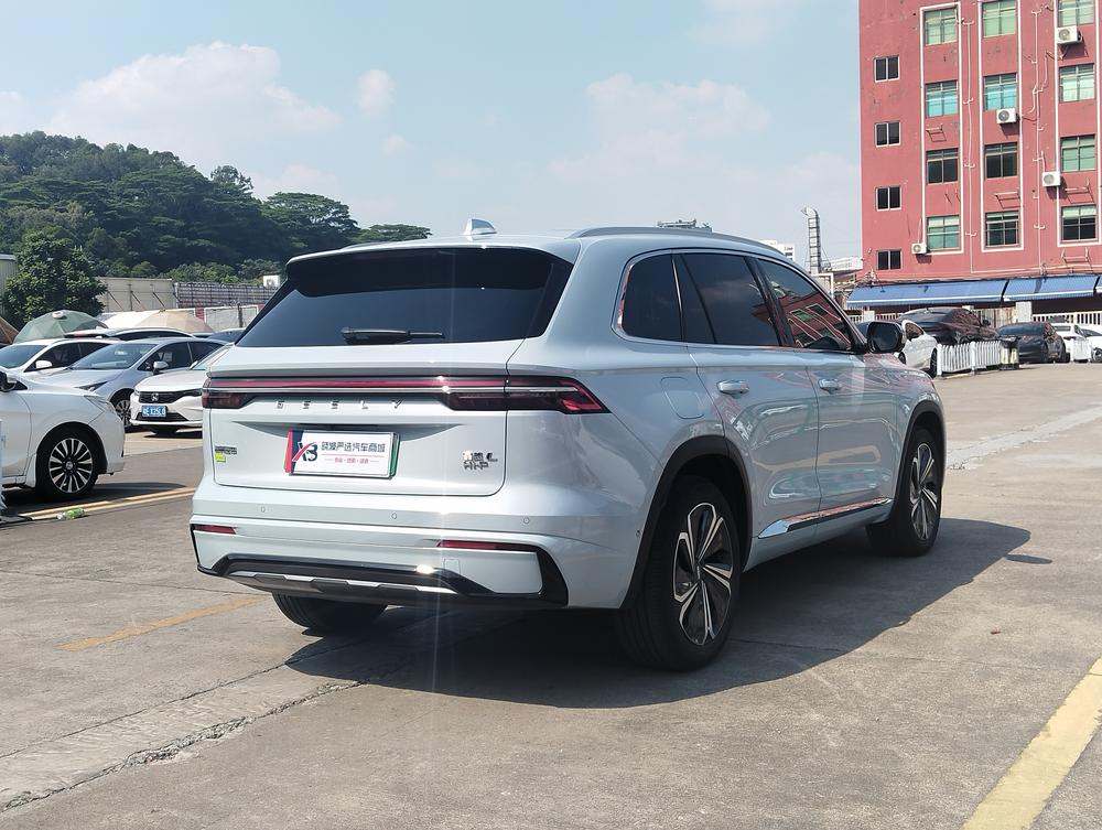 Geely Xingyue L Hi-P