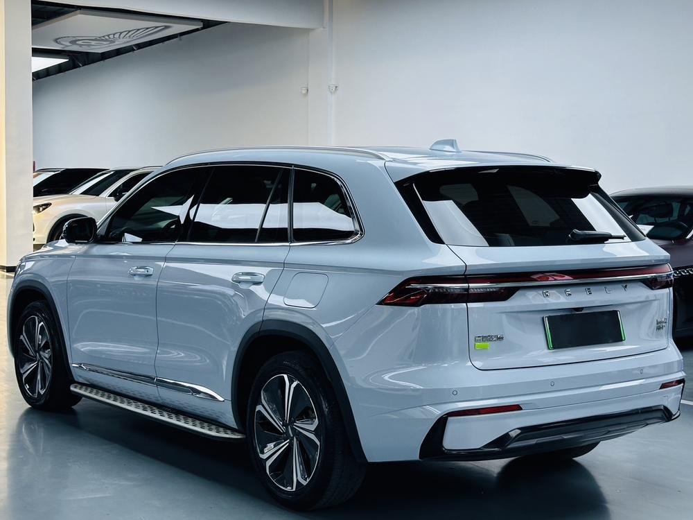 Geely Xingyue L Hi-P