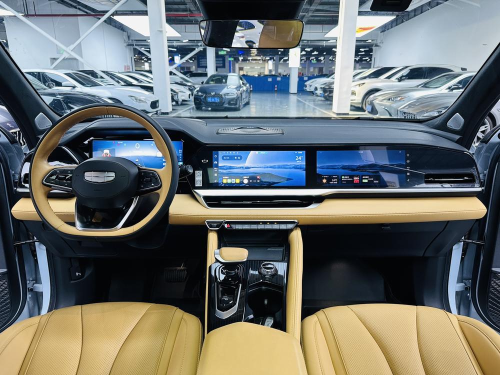 Geely Xingyue L Hi-P