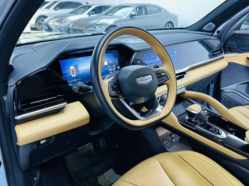 Geely Xingyue L Hi-P