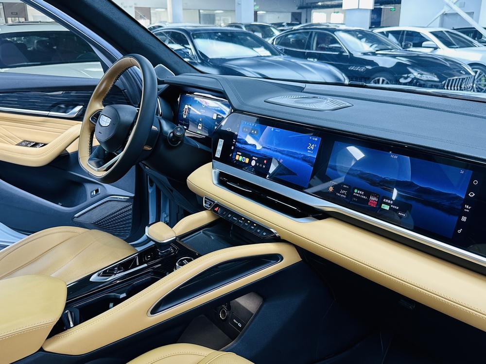 Geely Xingyue L Hi-P