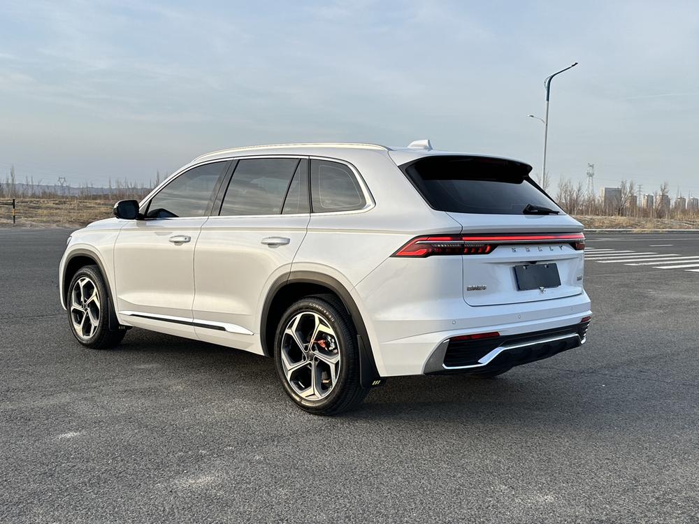 Geely Xingyue L