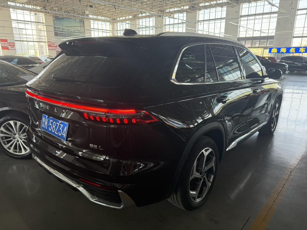 Geely Xingyue L
