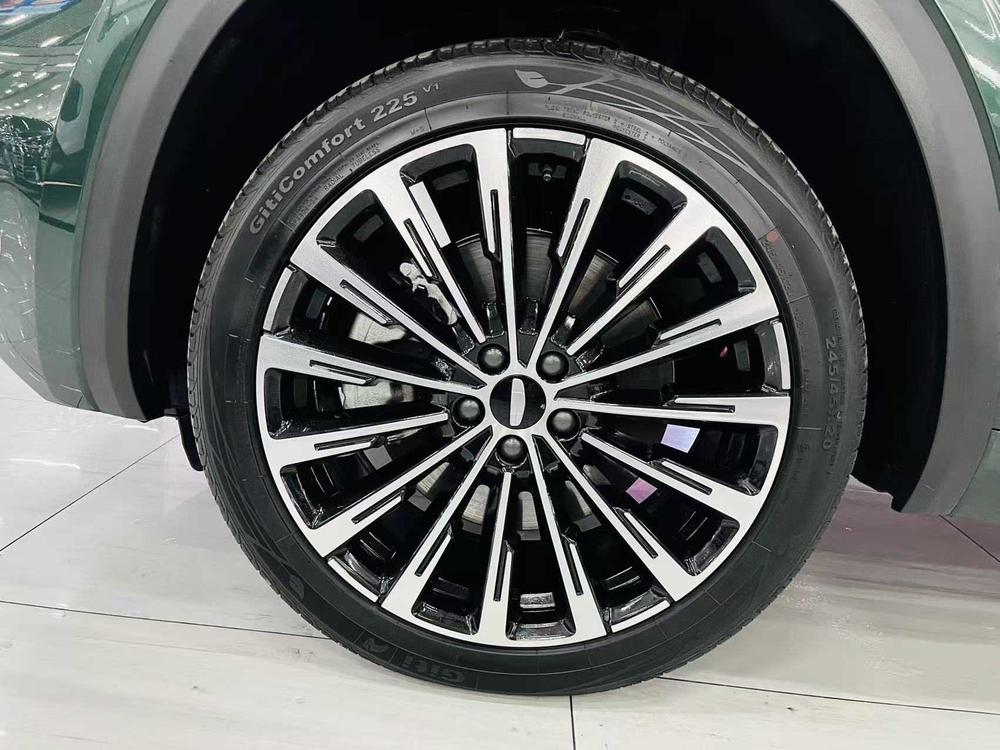 Geely Xingyue L