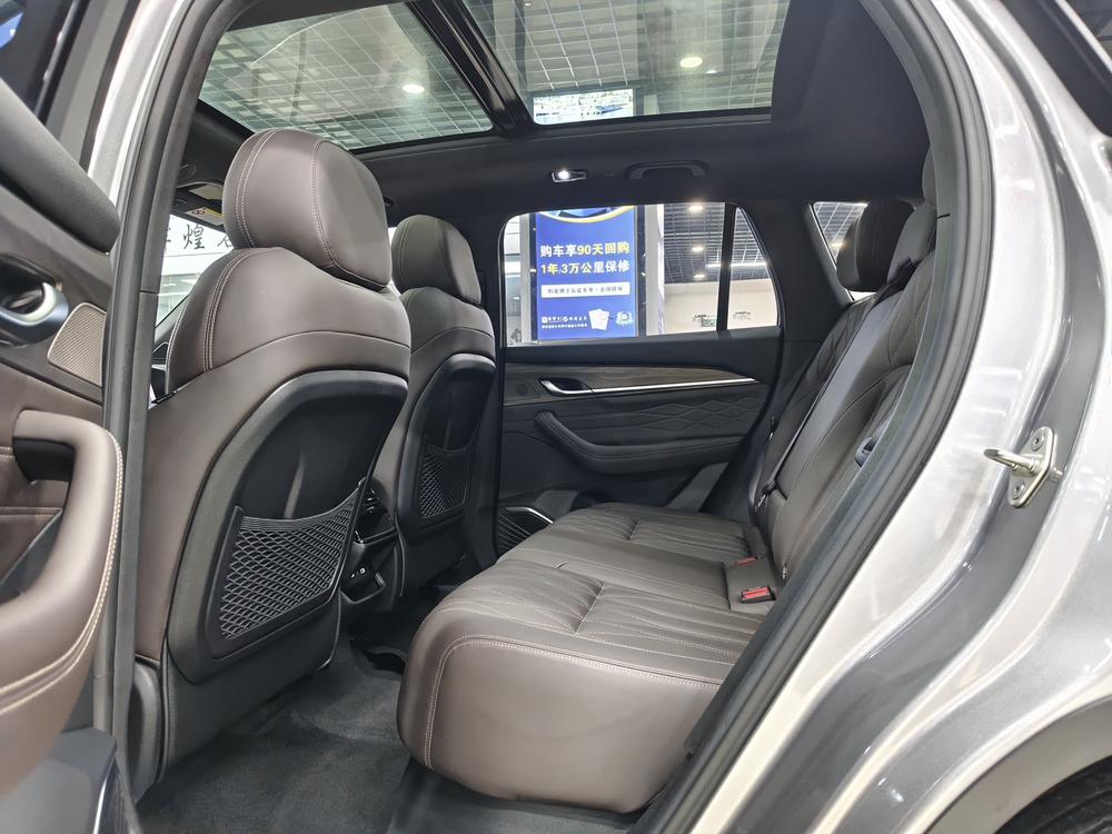 Geely Xingyue L
