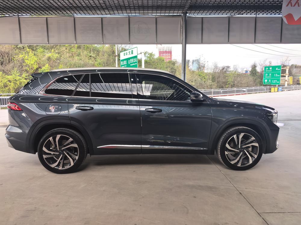 Geely Xingyue L