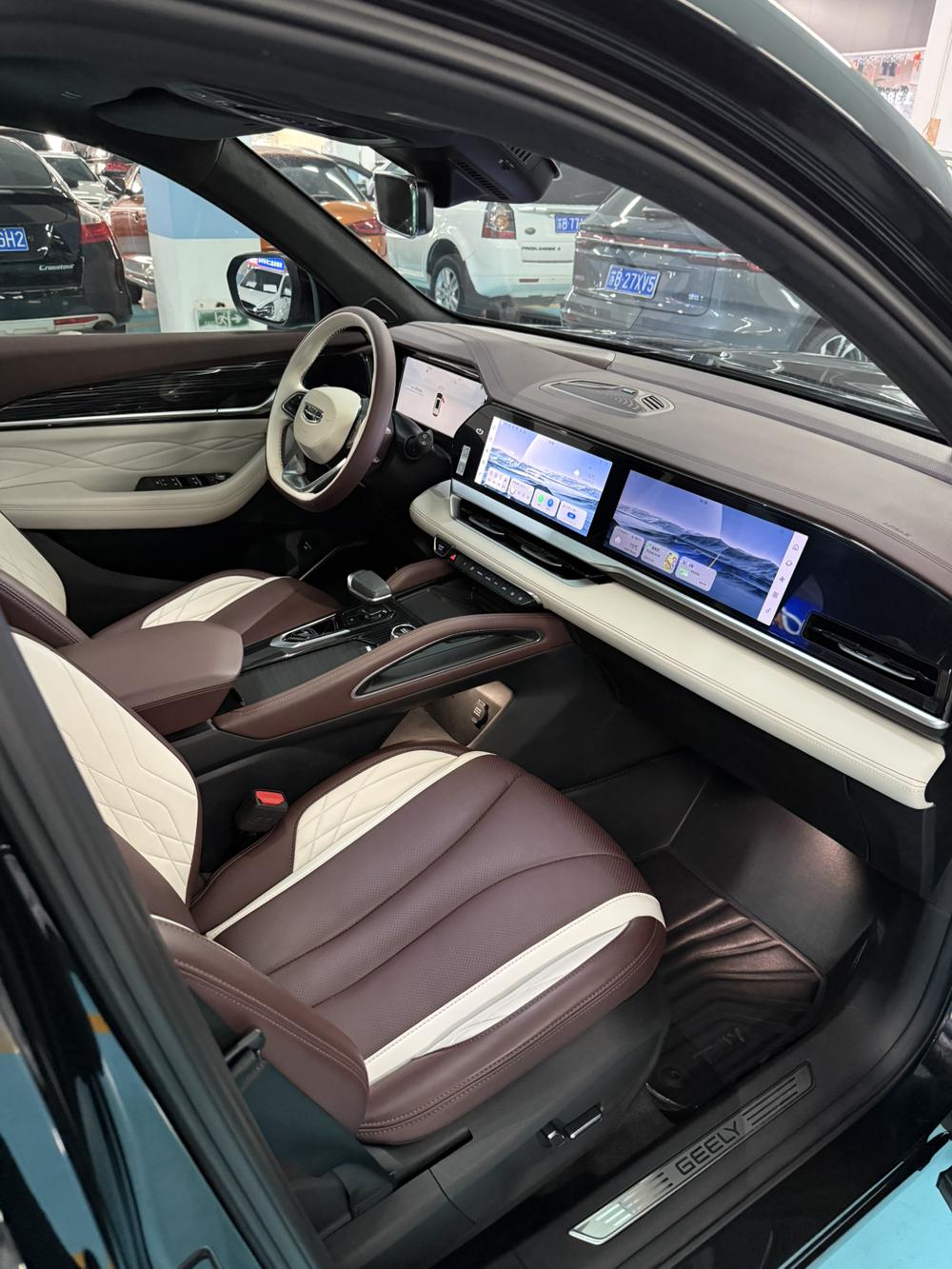 Geely Xingyue L