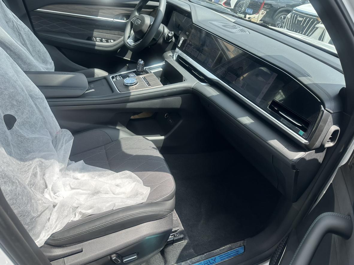 Geely Xingyue L