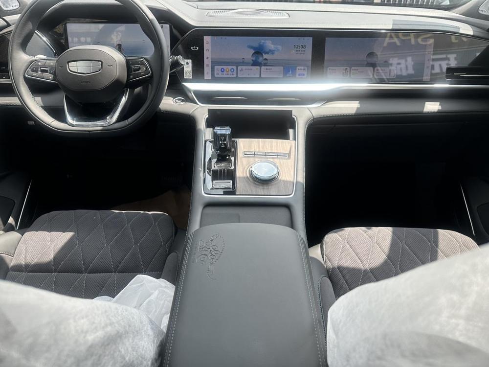 Geely Xingyue L