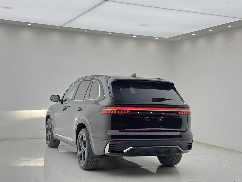 Geely Xingyue L