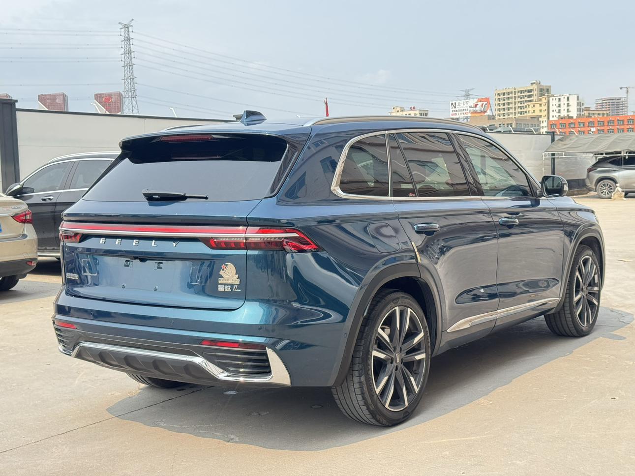 Geely Xingyue L