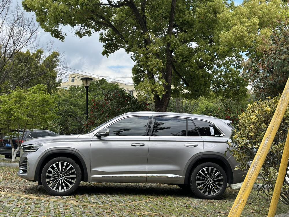 Geely Xingyue L