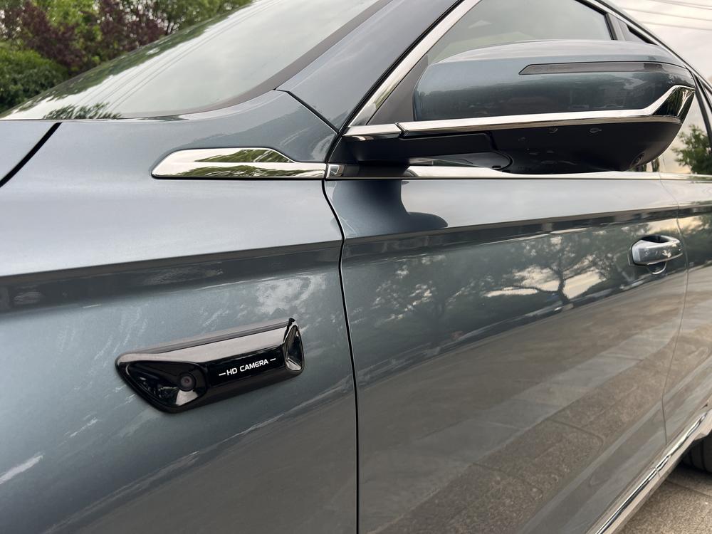 Geely Xingyue L