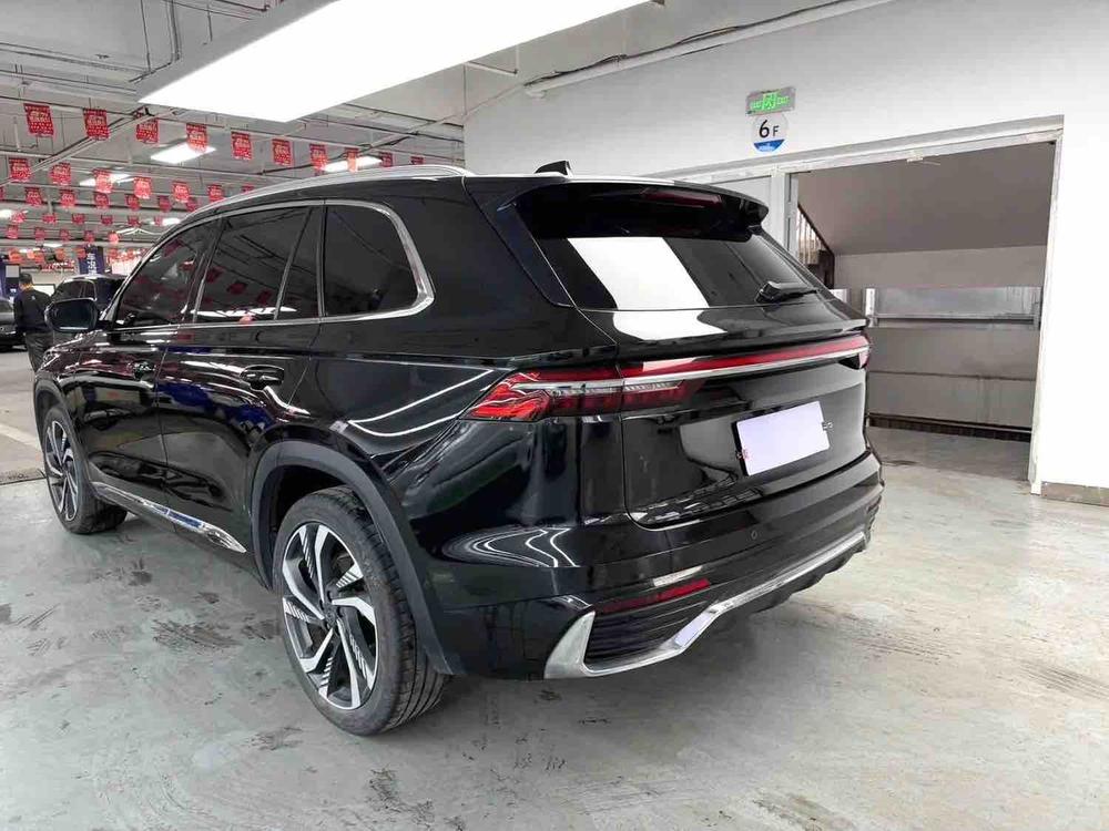 Geely Xingyue L