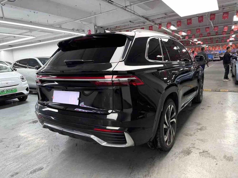 Geely Xingyue L