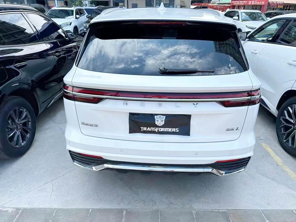 Geely Xingyue L