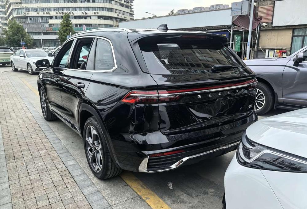 Geely Xingyue L