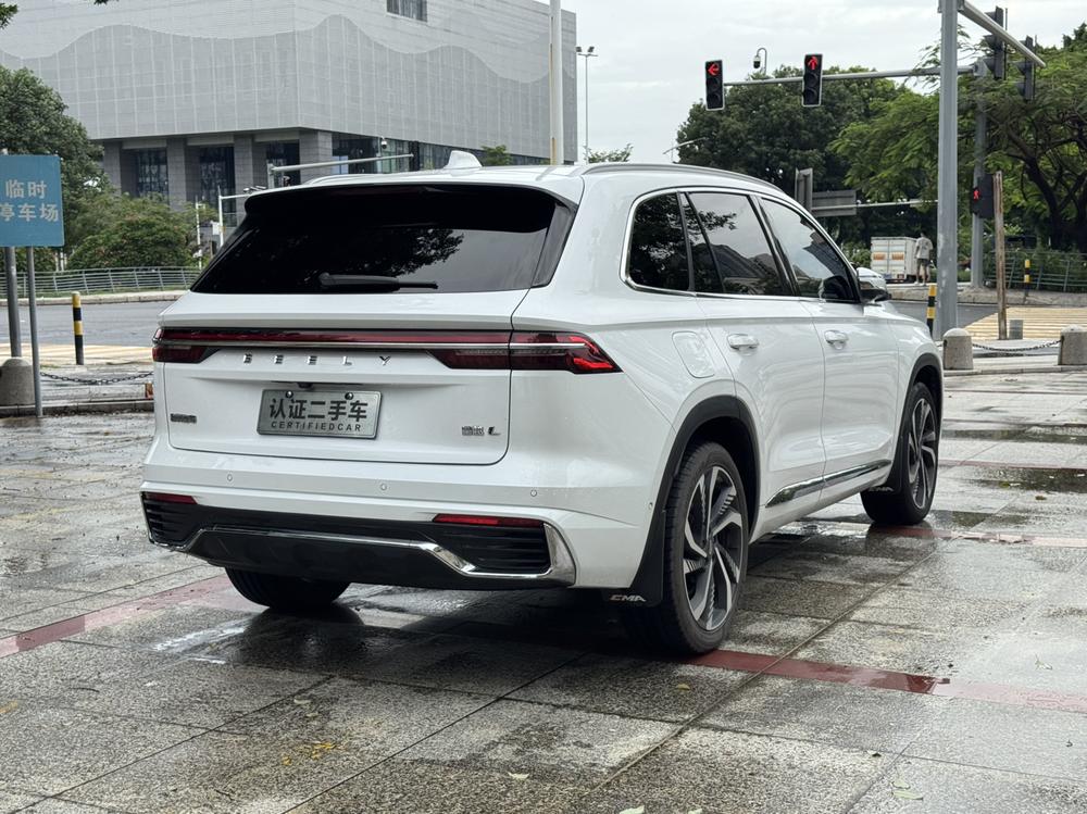 Geely Xingyue L